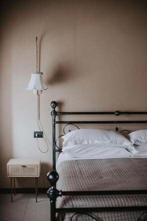 Superior Double Room, Courtyard View | Free WiFi - Agriturismo Pizzavacca (Villanova sull'Arda)