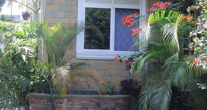 Hide Out Lake Villa Uganda