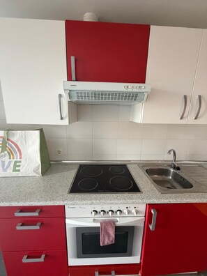 Oven, stovetop