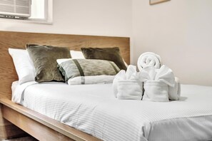 1 bedroom, iron/ironing board, travel cot, free WiFi - Santorini Blu | Elegant 1BR Beach Retreat Steps to Ocean (Hollywood)