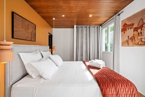 4 soverom, strykejern/-brett, wi-fi (inkludert) og sengetøy