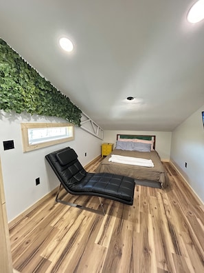 1 chambre, fer et planche Ă repasser, Wi-Fi gratuit, draps fournis