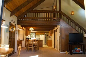 Dining - Lakefront Cabin Retreat - Arnold Getaway (Arnold)