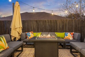 Terrace/patio - Epic Luxury Texas Willow Ranch w/ Pool, Game Room, Soccer, BBQ, Fire table (North Richland Hills)
