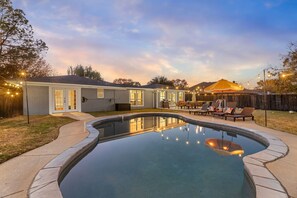 Outdoor pool - Epic Luxury Texas Willow Ranch w/ Pool, Game Room, Soccer, BBQ, Fire table (North Richland Hills)