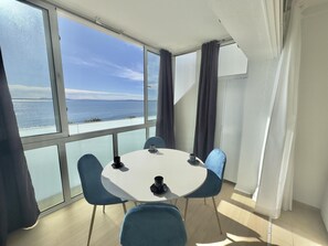 Dining - Studio in Canyelles with parking - Sea view, up to 4 guests (Roses)