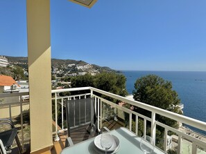 Property grounds - Apartment with pool and parking 700m from the beach (Roses)