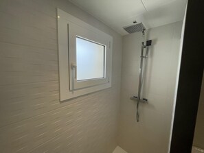 Hair dryer - Comfortable apartment in Roses, 2 bedrooms, air conditioning, internet, parking (Roses)