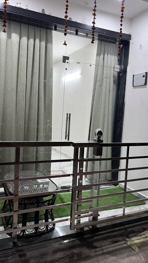 Living area - Hotel Sunset Orchha (Orchha)