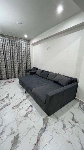 Living area - Hotel Sunset Orchha (Orchha)