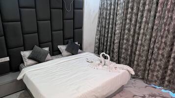 Iron/ironing board, free WiFi, wheelchair access