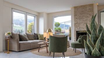 Télévision, cheminée