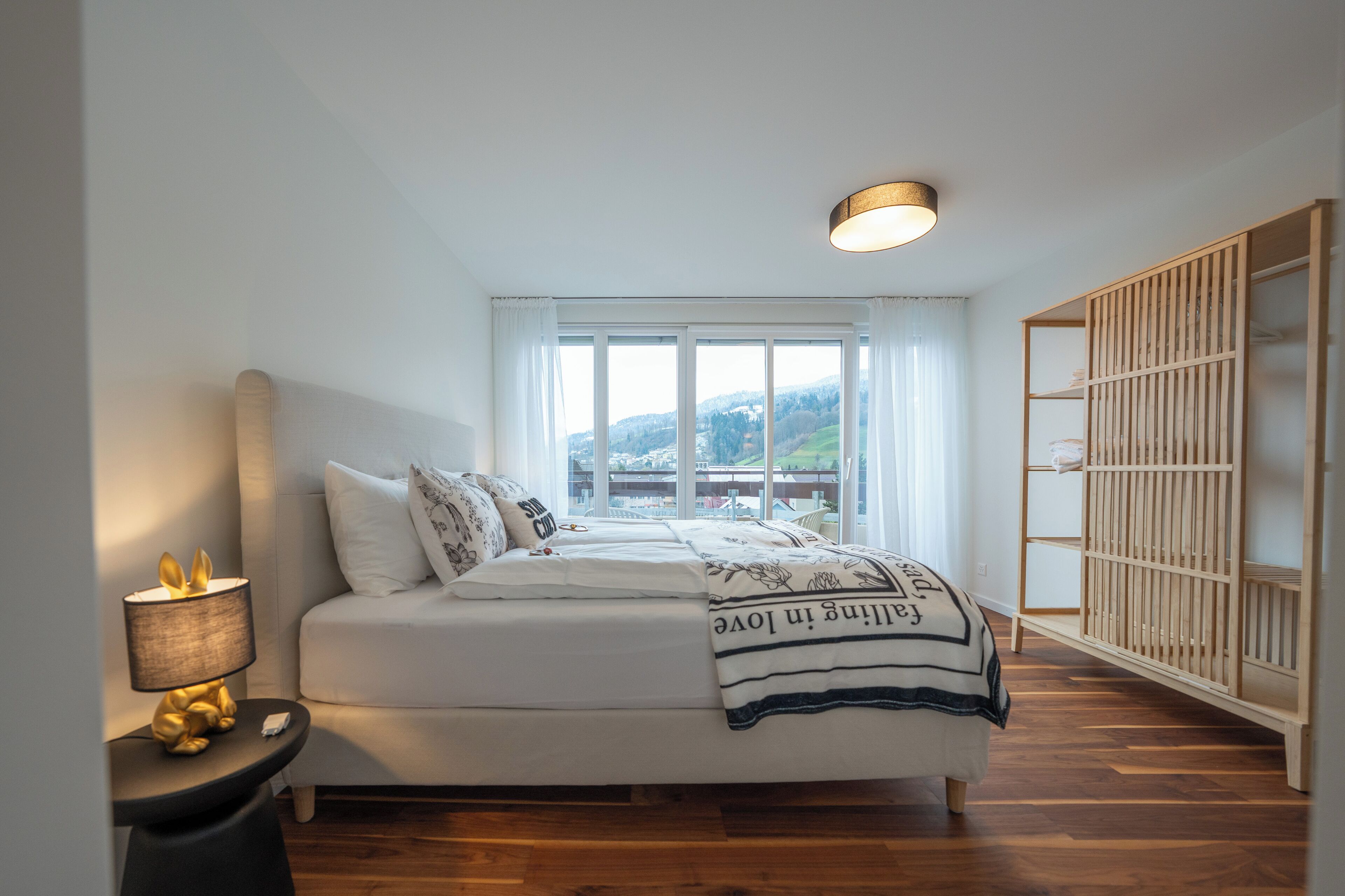 2 bedrooms, iron/ironing board, Internet, bed sheets