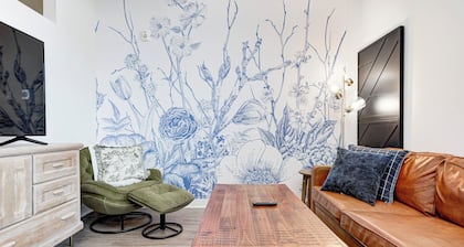 1 King bed/ 1bth Studio