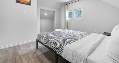 Family-Friendly 3-Bedroom Furnished House(monthly rental)