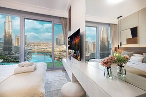 In-room safe, blackout curtains, soundproofing, iron/ironing board - Roomszy Residences - Opera Grand  (Dubai)
