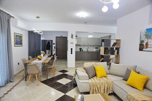 Smart TV, fireplace, books - Koko's Apartment (Rethymno)