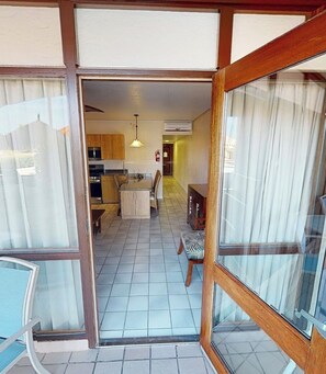 Interior - Last minute deal on Aruba Resort;Large 1st Floor Suite;Sleeps 4; 1 MasterBedroom (Oranjestad)
