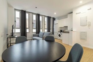 Interior - Summer apartment in the heart of Jerez -perfect for July/August, German no problem (Jerez de la Frontera)