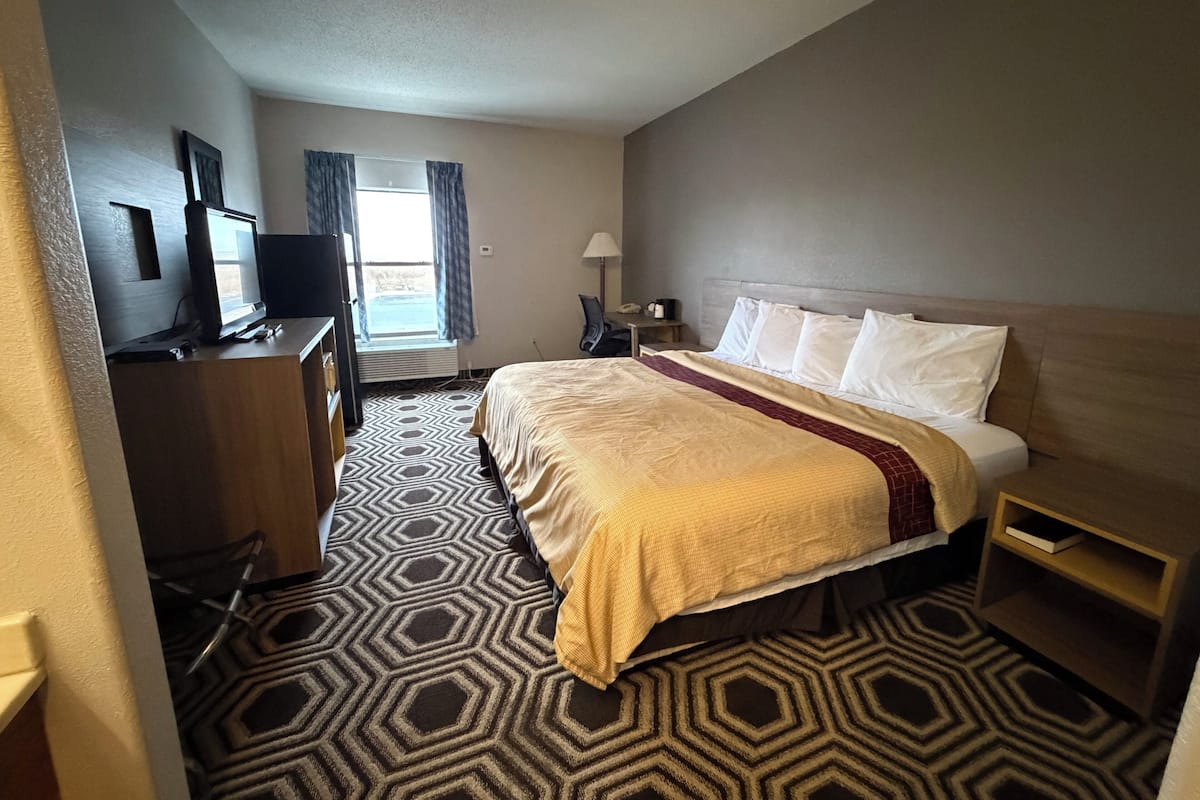 مكتب ومساحة عمل للكمبيوتر المحمول وواي فاي مجانًا