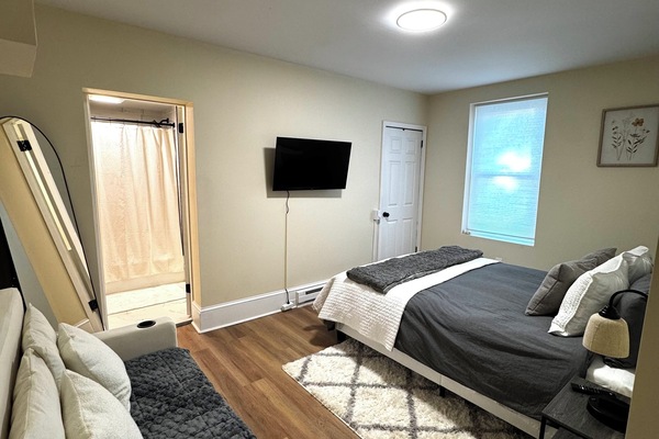 1 habitación, acceso a internet y ropa de cama