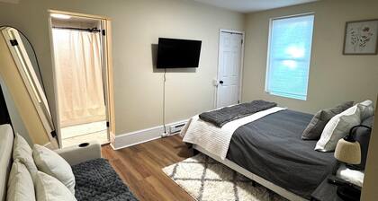Charming Trolley Square Stay • Walk to Everything
