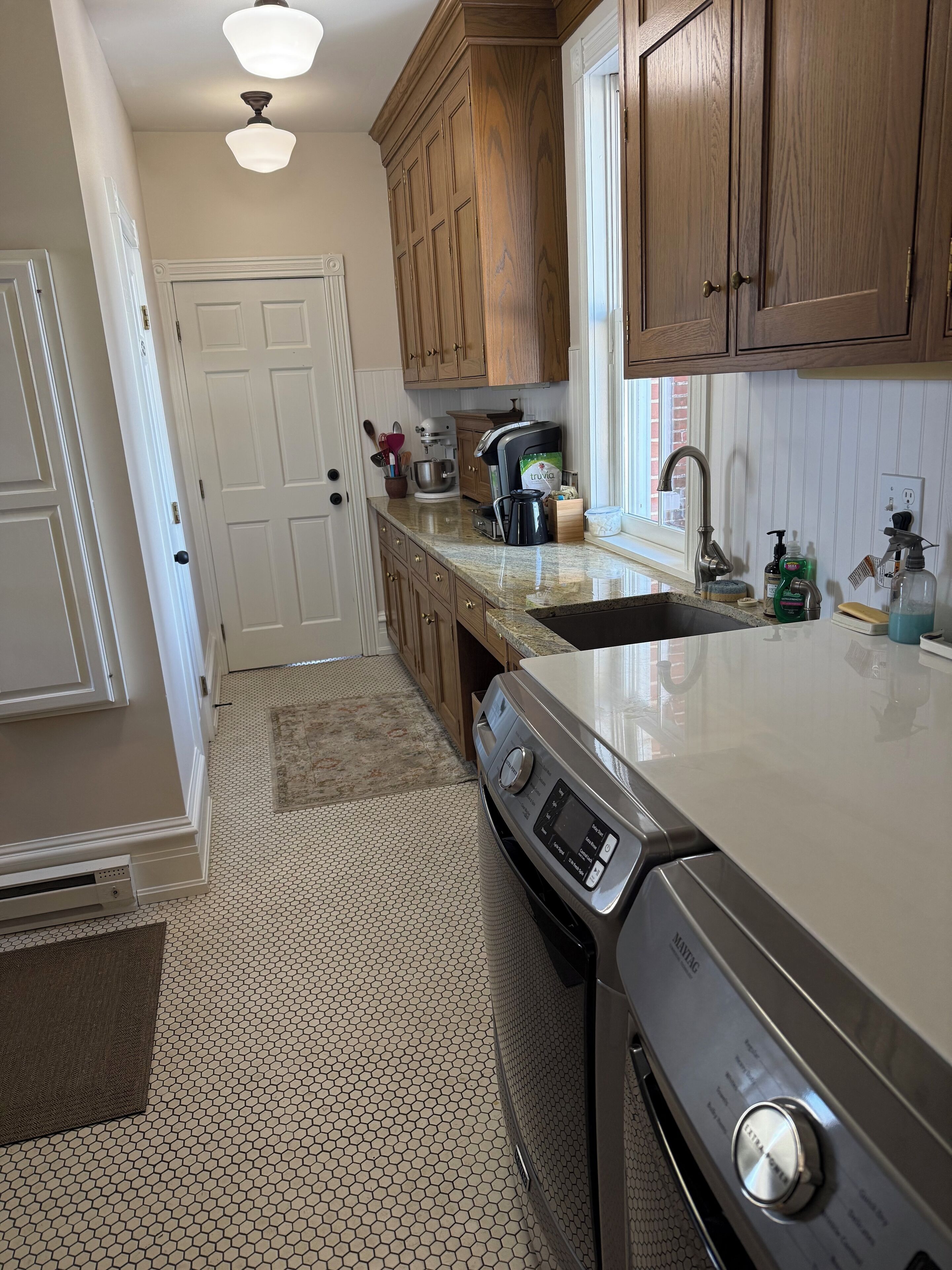 Micro-ondes, four, plaque de cuisson, lave-vaisselle