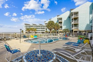 Pool - Clear Waters Condo - Large Community Pool - Amazing Water Views - Fishing Dock - Covered Parking (Pensacola Beach)