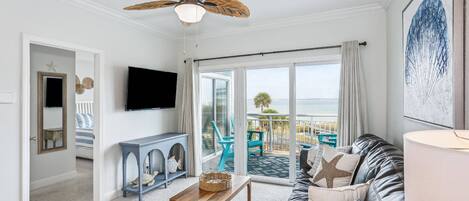 Smart TV, DVD player