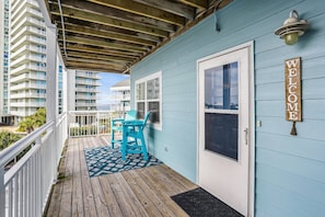 Property grounds - Clear Waters Condo - Large Community Pool - Amazing Water Views - Fishing Dock - Covered Parking (Pensacola Beach)