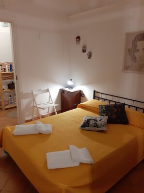 Wifi gratis y ropa de cama 