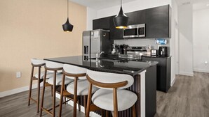 Macchina per tè/caffè, frigorifero, microonde, forno