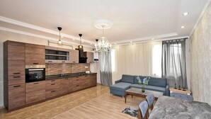 Unclassified image, 5 of 15, button - Cozy 2-bedroom apartment in pleasant Yerevan with AC (Yerevan)