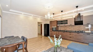 Unclassified image, 3 of 15, button - Cozy 2-bedroom apartment in pleasant Yerevan with AC (Yerevan)
