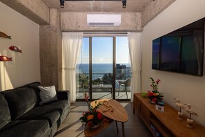 Smart TV - Ocean View and Pool - Spacious 2BR 2BA El Zonte Beach (El Zonte)
