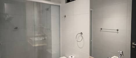 Savon, papier toilette