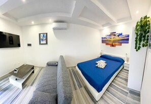 Junior Suite, Sea View | In-room safe, desk, soundproofing, free WiFi - barracudasuite (Ischia)