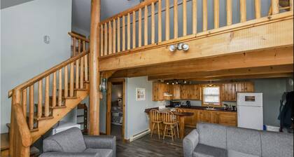 Ocean-View Chalet · King + 2 Queens · Pet-Friendly