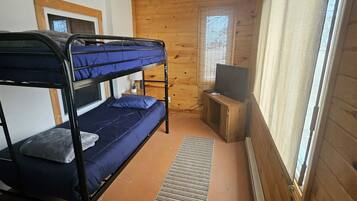 5 soverom, reiseseng for barn, wi-fi og sengetøy