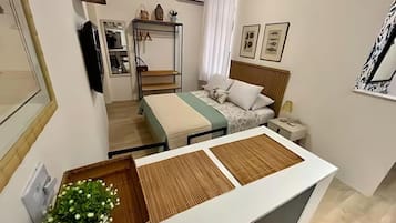 1 camera, Wi-Fi gratuito, lenzuola