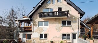 Large FEWO "Max", newly renovated, ideal for families or travelers, quiet location