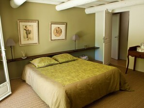 2 Schlafzimmer, Bügeleisen/Bügelbrett, Reisekinderbett, kostenloses WLAN