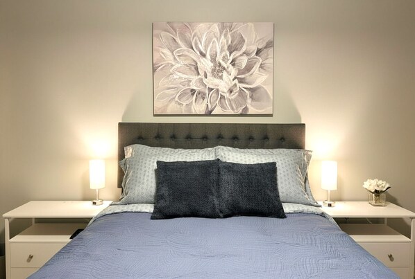 3 bedrooms, desk, iron/ironing board, free WiFi