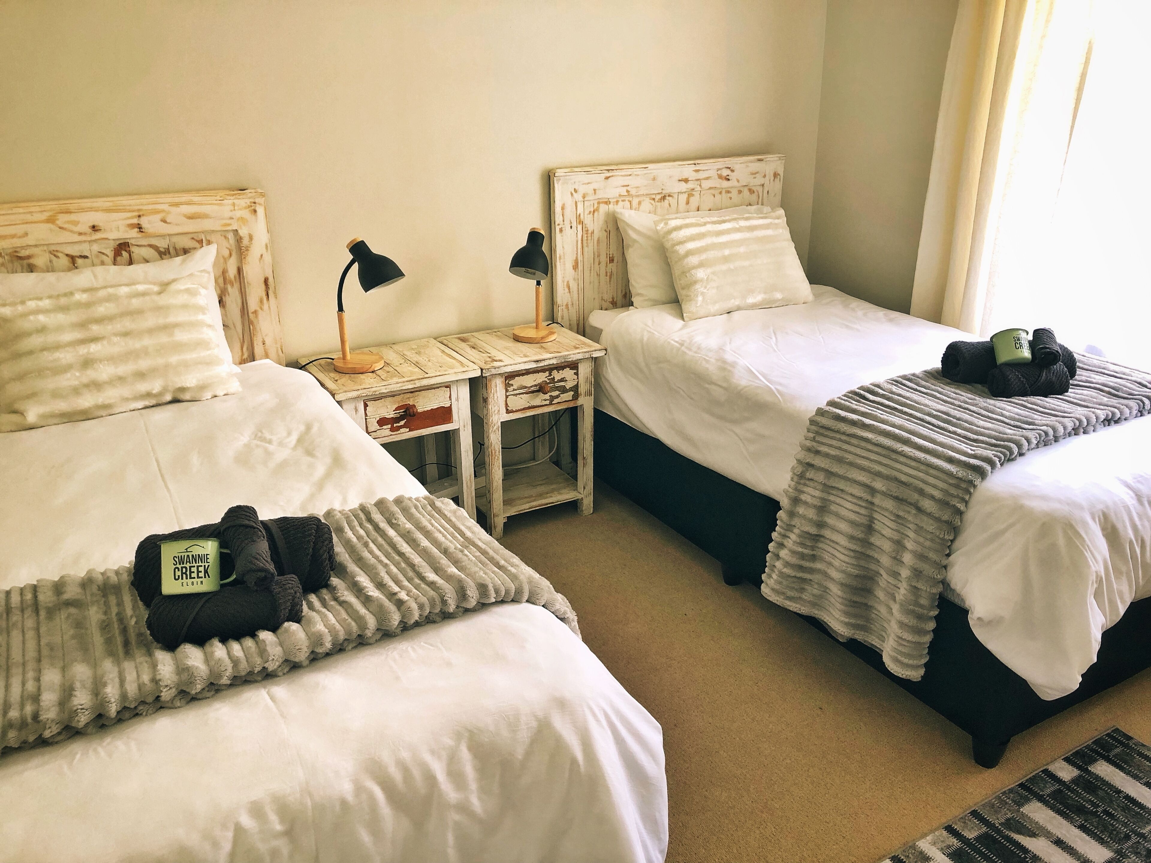 3 室のベッドルーム、WiFi、  ベッドシーツ