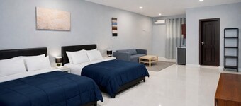 Tris Estates Hotel & Suites 