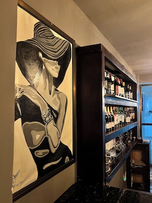 2 bars/lounges - Tris Estates Hotel & Suites (Duazon)