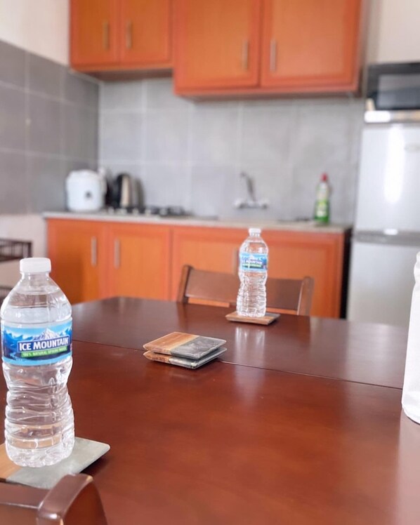 Superior-Apartment, Balkon, Stadtblick | Eigene Küche