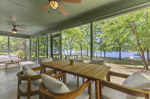 Summer Camp Lake Oconee-Lakefront / Waterfront