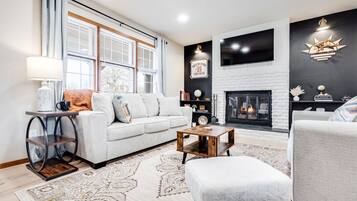 Télévision, cheminée