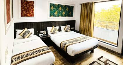 The HomeAste Residence Rajouri Garden